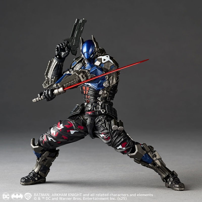 Revoltech Amazing Yamaguchi Batman Arkham Knight Ver. 1.5 Kaiyodo