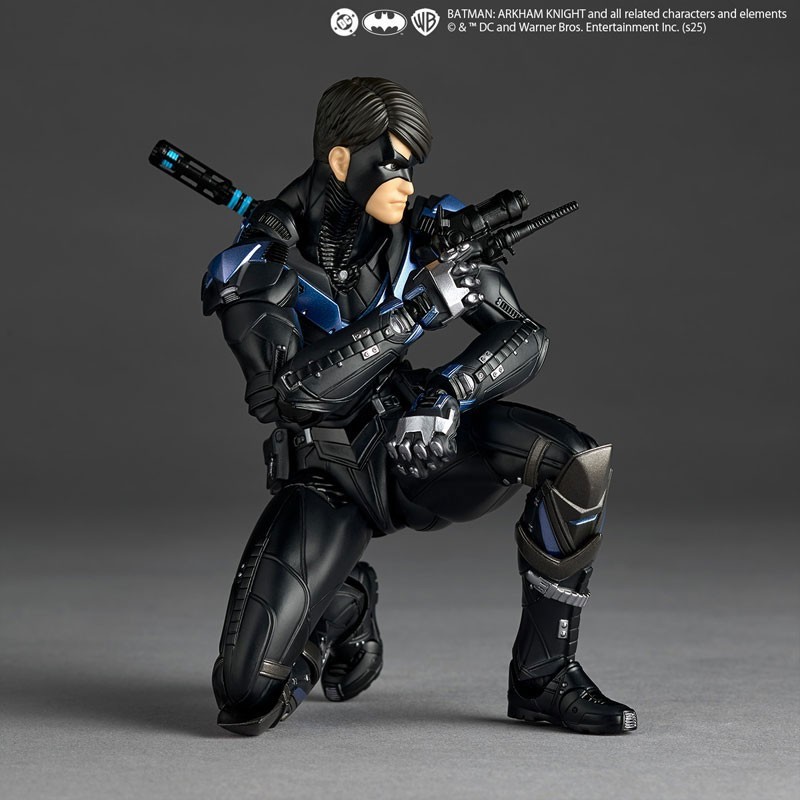 Revoltech Amazing Yamaguchi Nightwing (Batman: Arkham Knight)