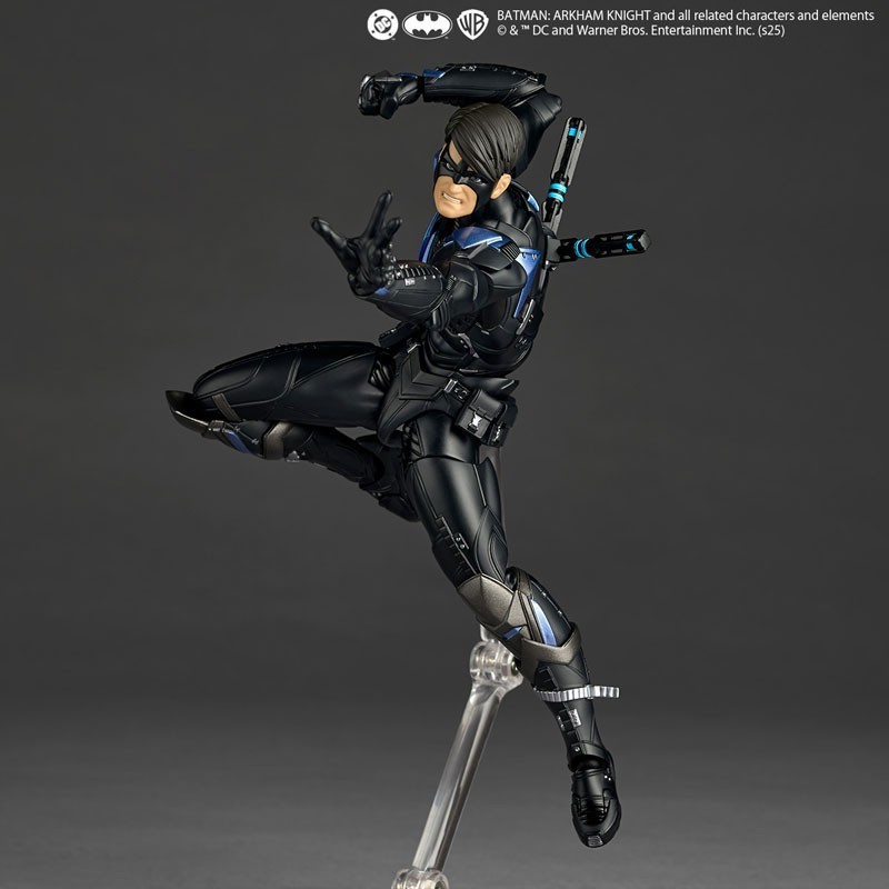 Revoltech Amazing Yamaguchi Nightwing (Batman: Arkham Knight)
